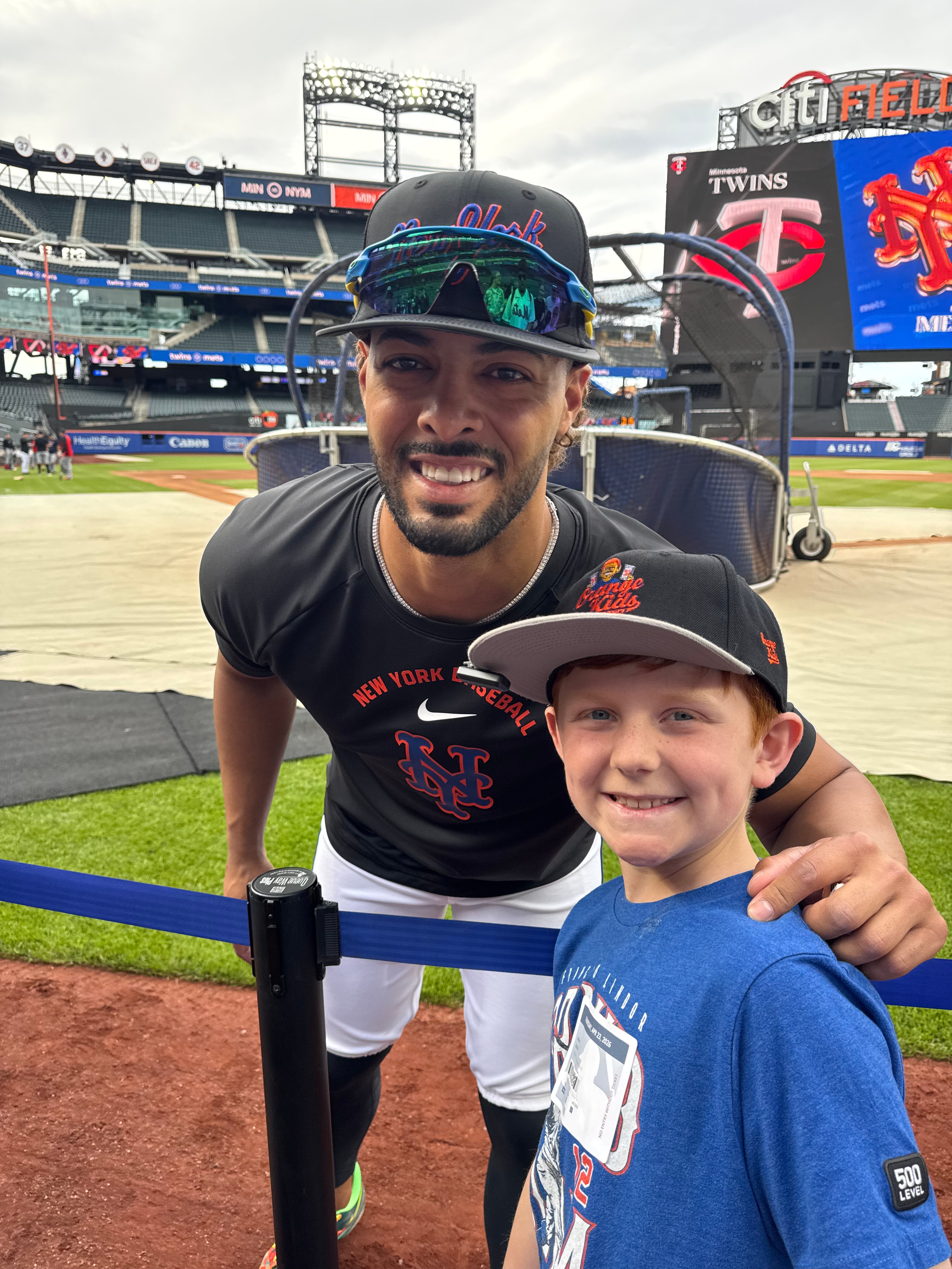 Pack Battle vs MJ Melendez 😳⚾️ Who Won?! #mets&nbsp;#packbattle