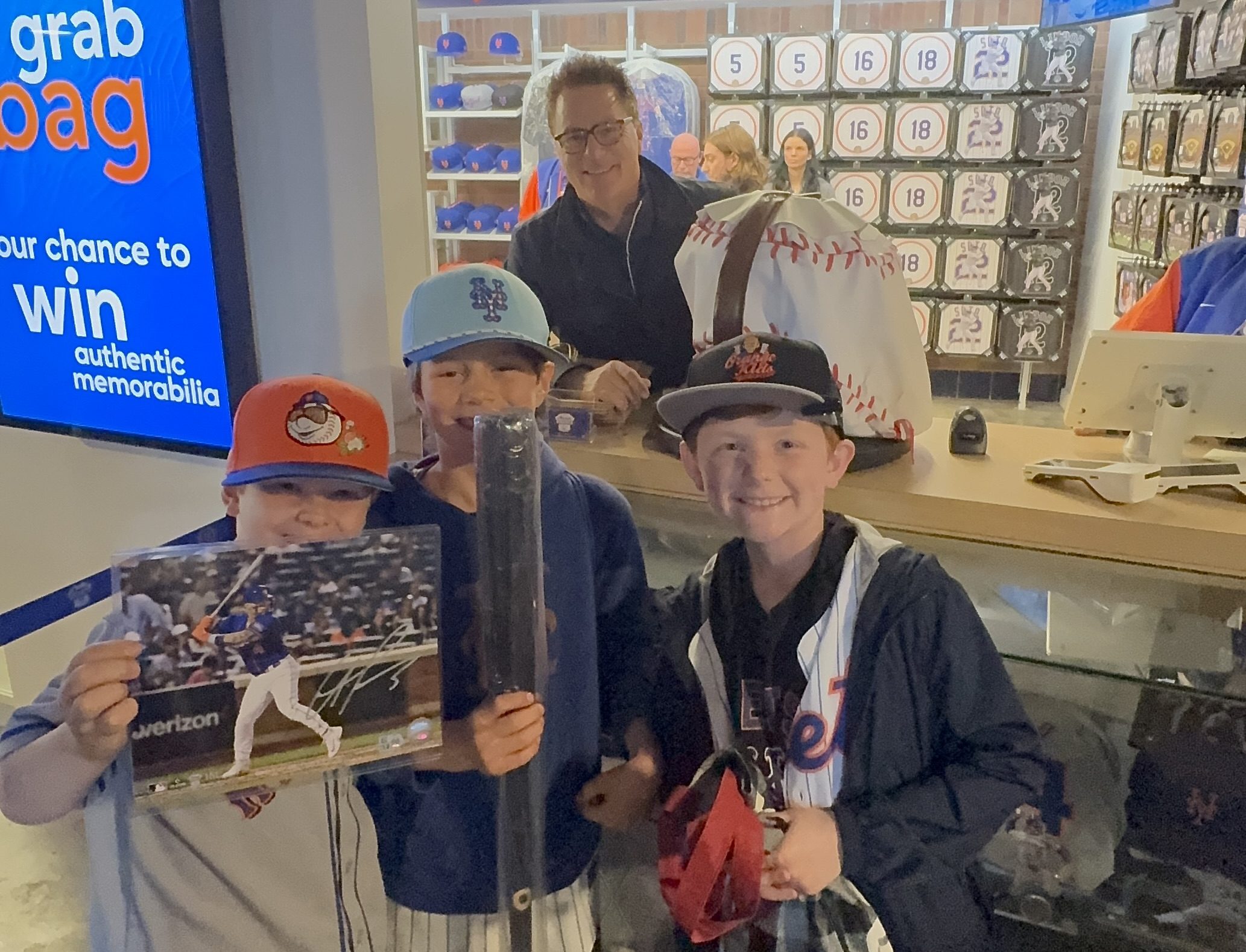 Mets Legend Todd Zeile Picks a Mystery Pack 😳⚾️ 